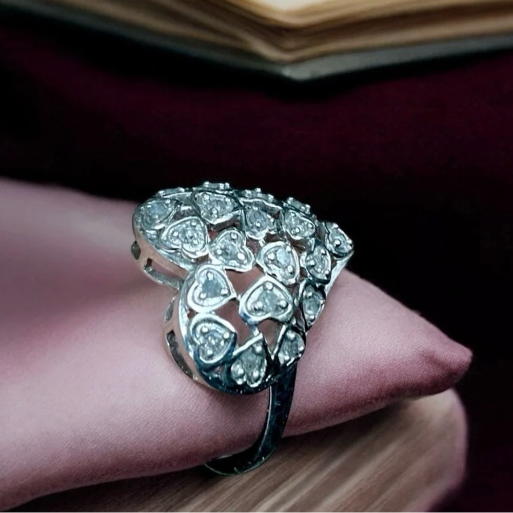 🌺Unique Genuine Diamond & Sterling Heart Ring - Picture 2 of 9